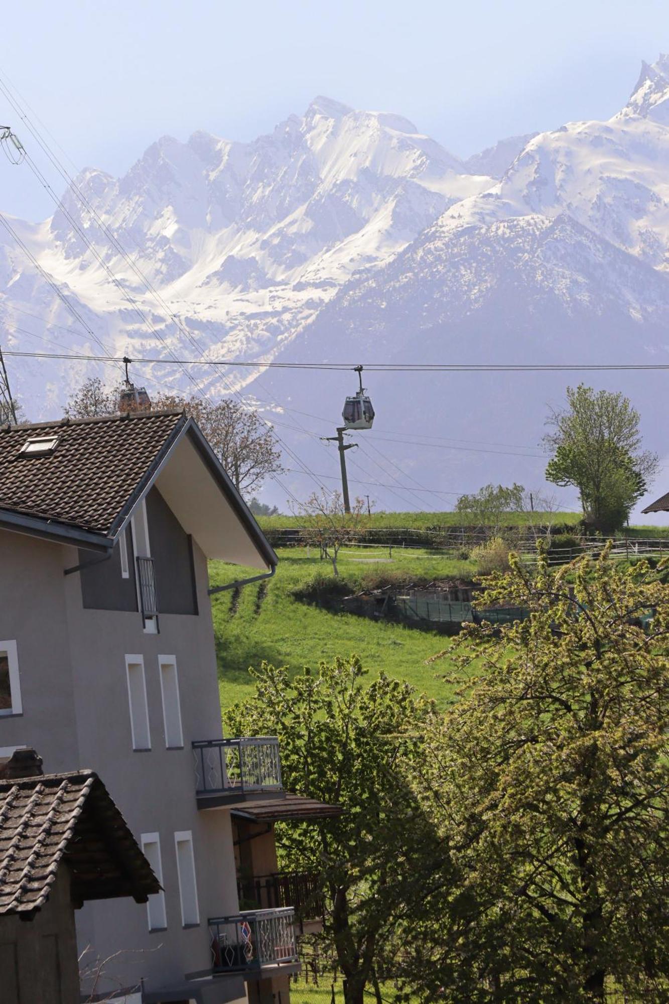 Aparthotel Lo Barbaboc Aosta